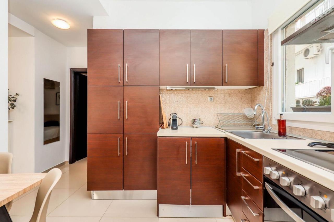 Happy Traveller - Luxury, Free Parking Appartement Thessaloniki Buitenkant foto
